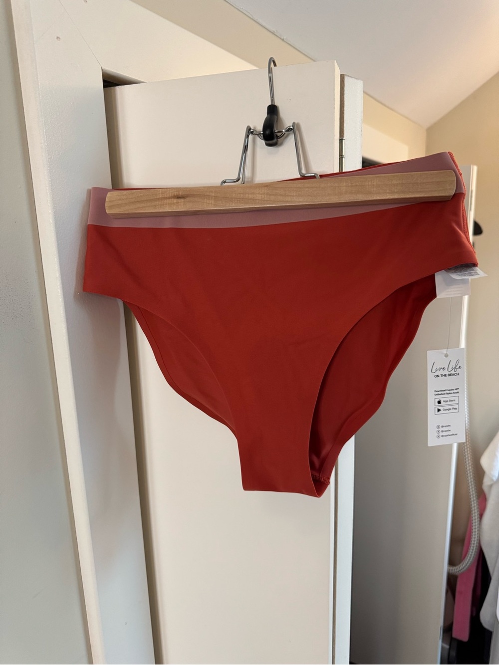 CUPSHE NWT High-Rise Bikini Bottoms in Rust Red/burnt orange. Size small